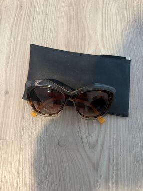 Fendi Women's Tortoiseshell Cat-Eye Sunglasses with Brown Lenses